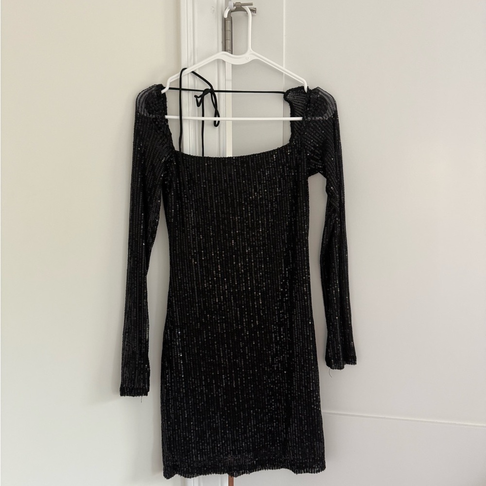 Lucy in the Sky Black Long Sleeve Sheath Dress